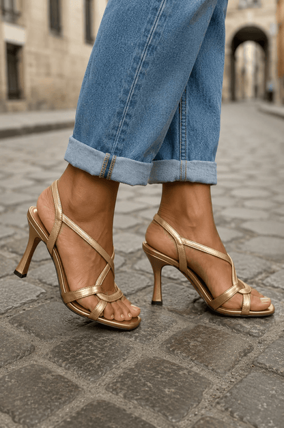 ALIZÉE – Sandales Élégance Dorée