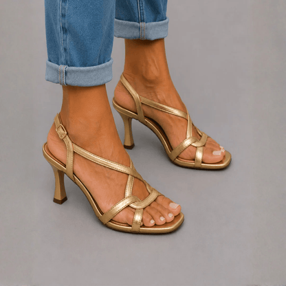 ALIZÉE – Sandalias Elegancia Dorada